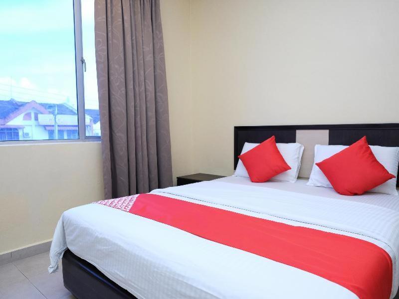 The Fern Lodge Hotel Skudai Habitación foto