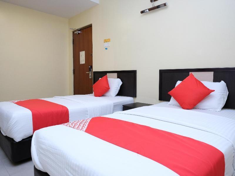 The Fern Lodge Hotel Skudai Habitación foto