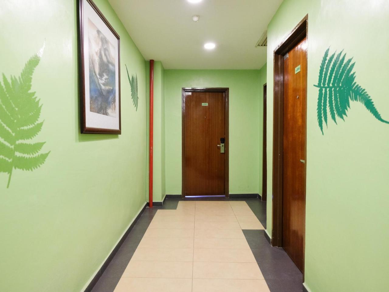 The Fern Lodge Hotel Skudai Exterior foto